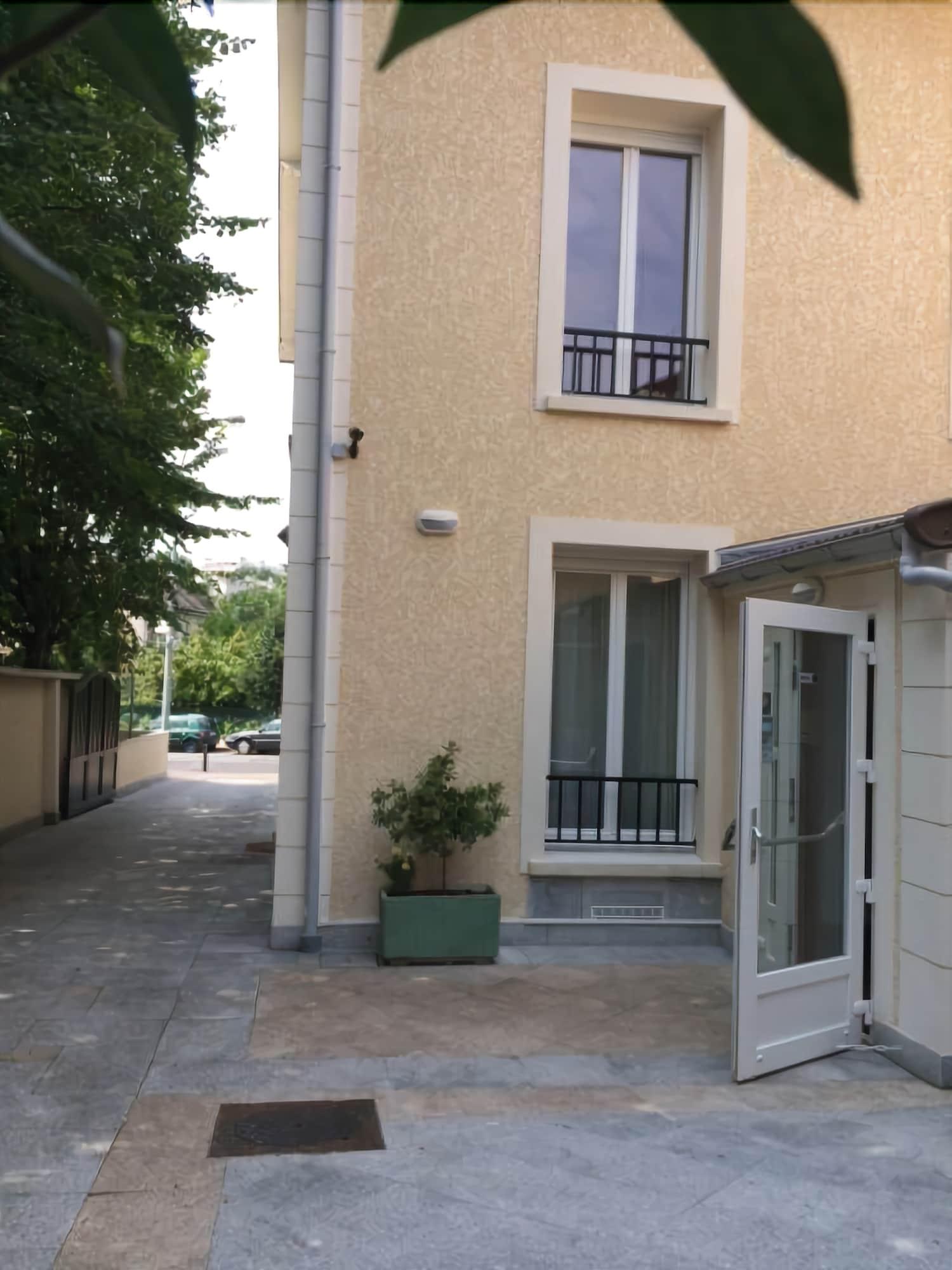 Hotel Rythme Saint-Cloud Exterior foto